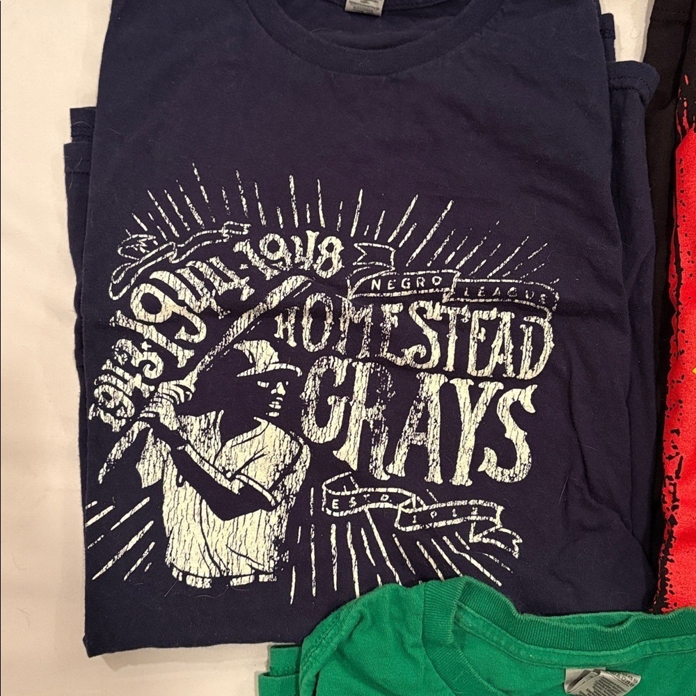 Bundle of Pittsburgh Pirates Unisex T-shirts Size XL - All From Games! - Picture 2 of 4